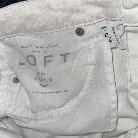 Ann Taylor Loft Made and Loved Curvy Straight Jean - Picture 5 of 13